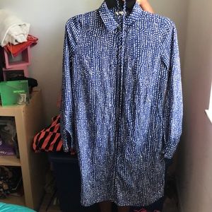 Blue and white polkadot